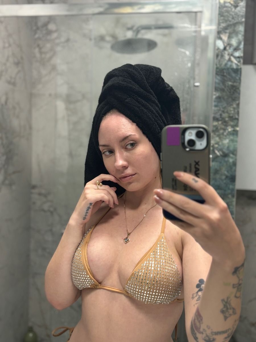 Nude girl KateV in Tifariti