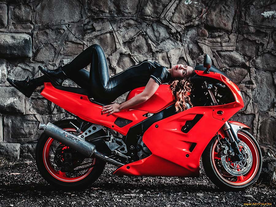 Beautiful girl Beautiful girls and motorcycles in Tifariti